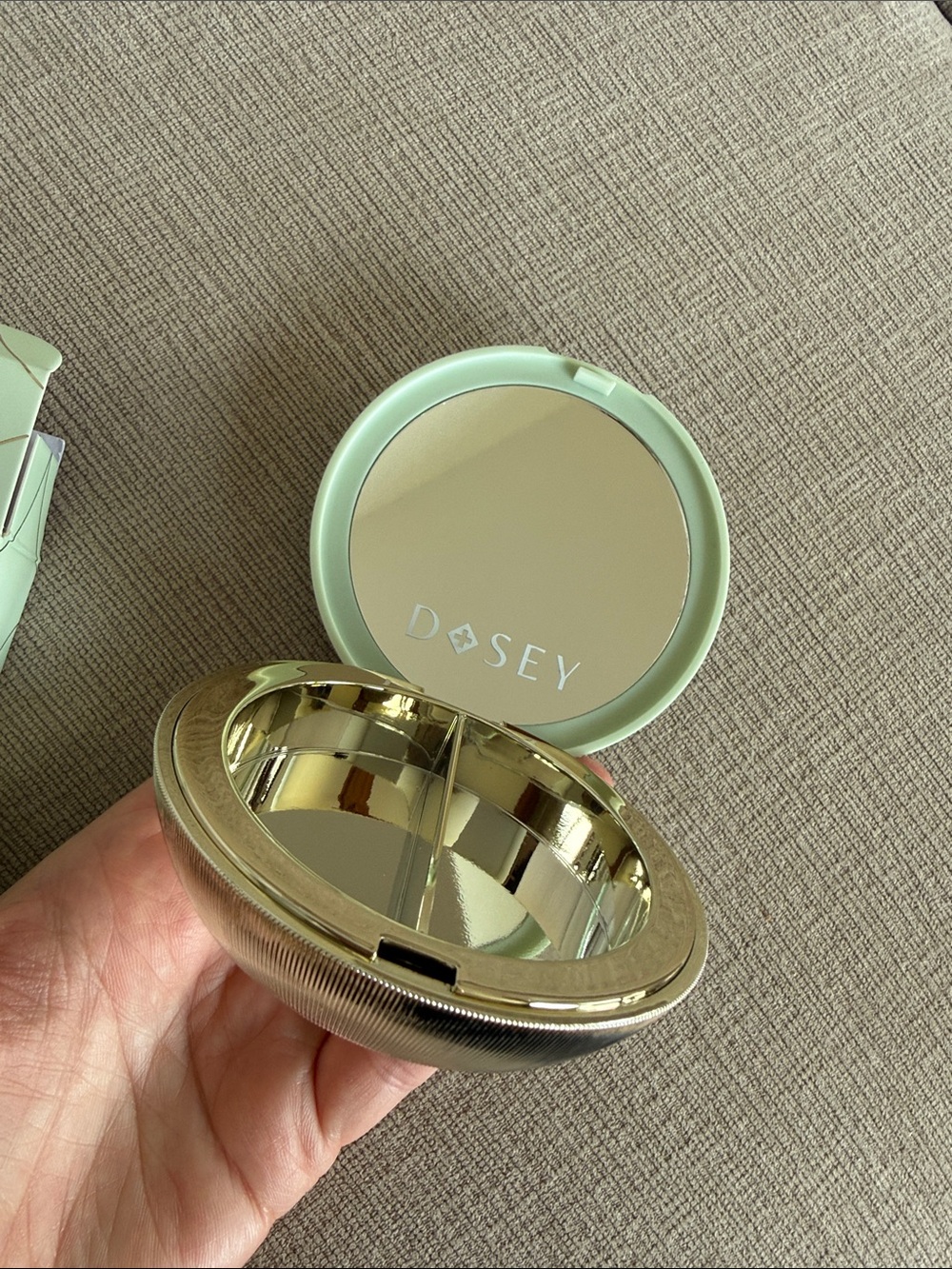 Dosey pill compact - Picture 4 of 10